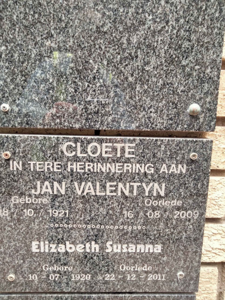 CLOETE Jan Valentyn 1921-2009 & Elizabeth Susanna 1920-2011