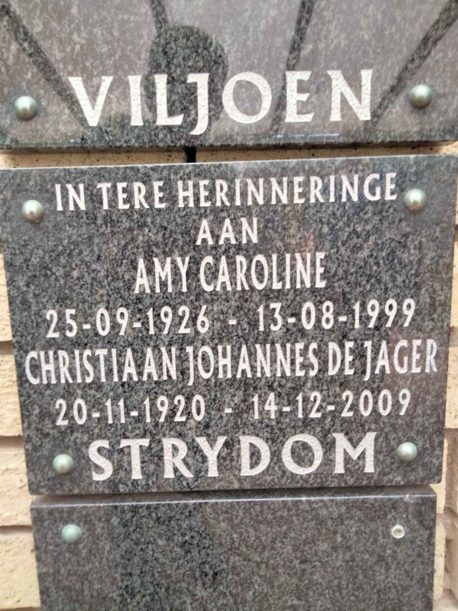 STRYDOM Christiaan Johannes De Jager 1920-2009 & Amy Caroline 1926-1999