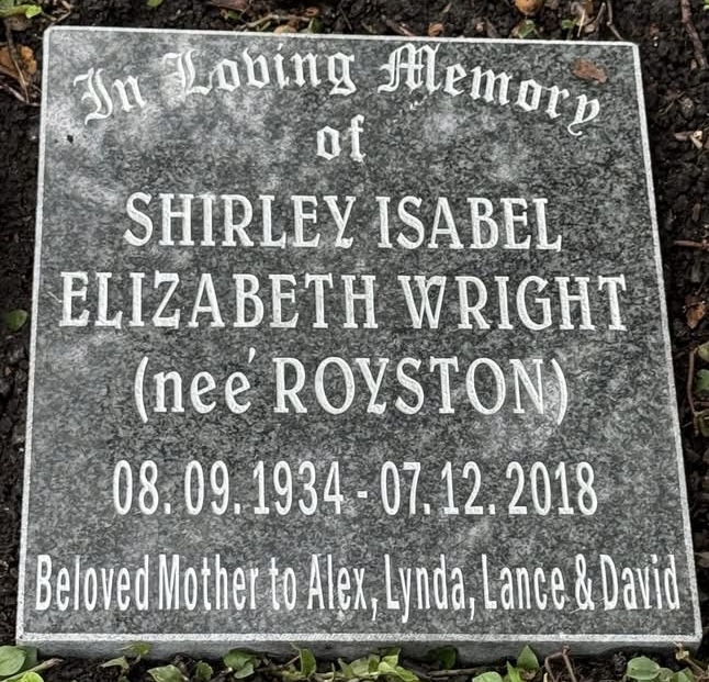 WRIGHT Shirley Isabel Elizabeth nee ROYSTON 1934-2018