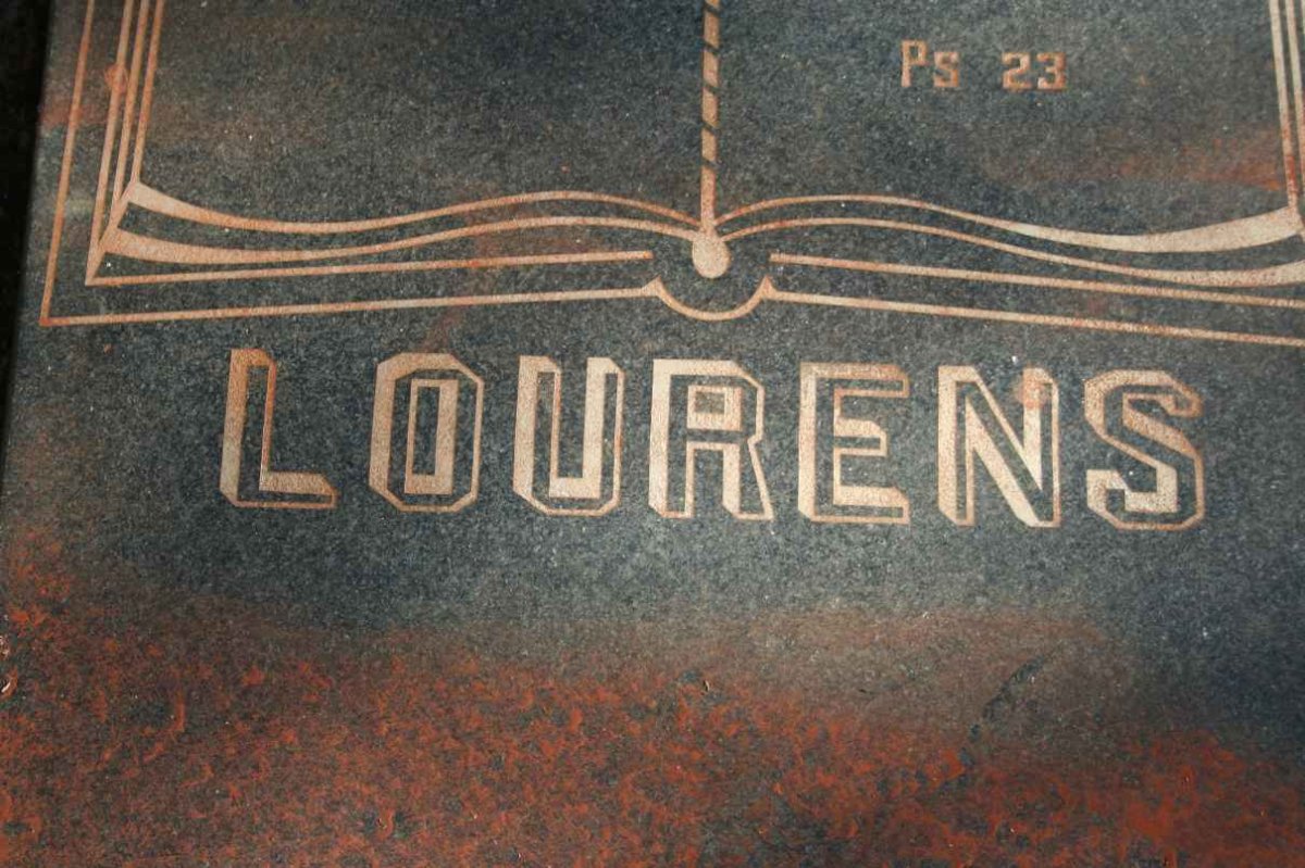 LOURENS Anna Jacoba 1934-1998
