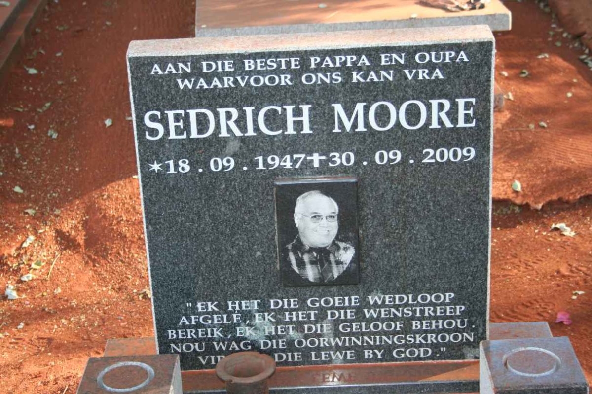 MOORE Sedrich 1947-2009