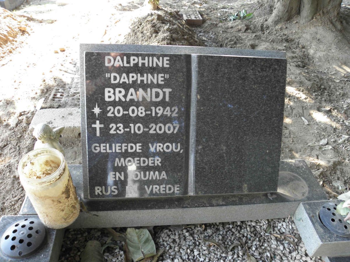 BRANDT Dalphine 1942-2007