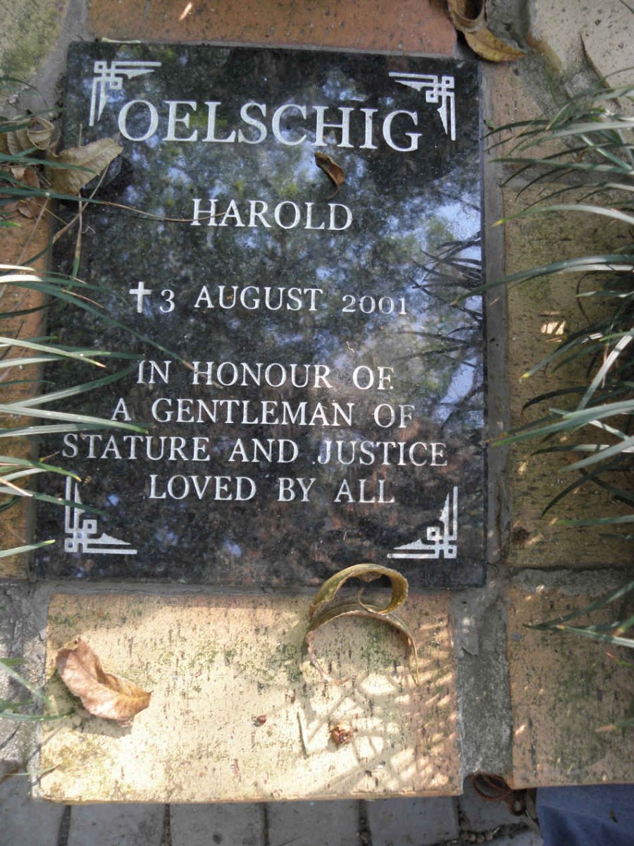 OELSCHIG Harold  -2001