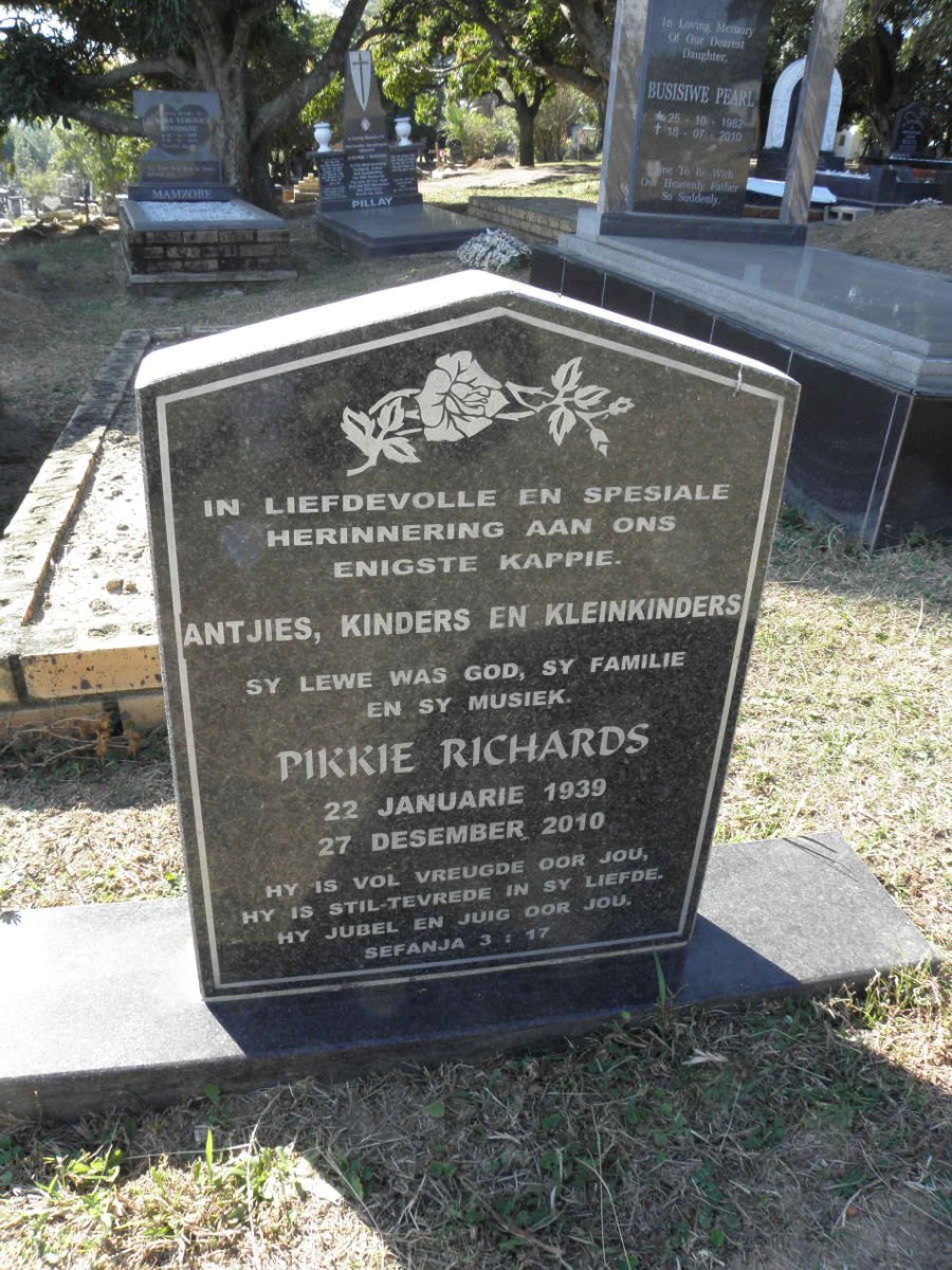RICHARDS Pikkie 1939-2010