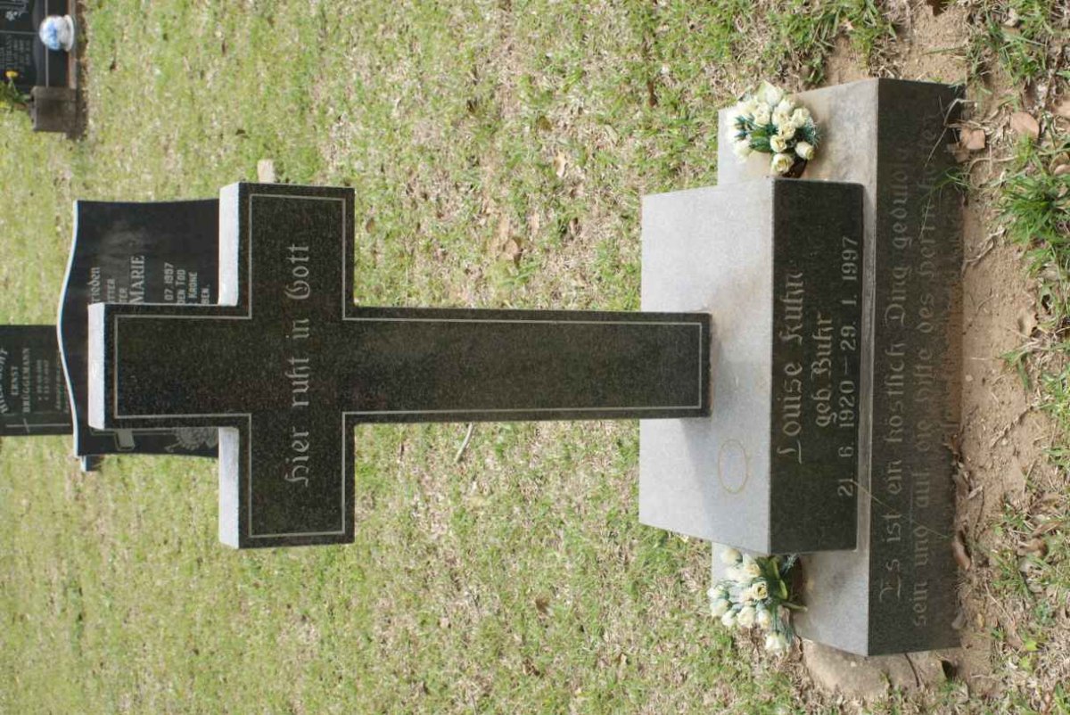 KUHN Louise nee BUHR 1920-1997