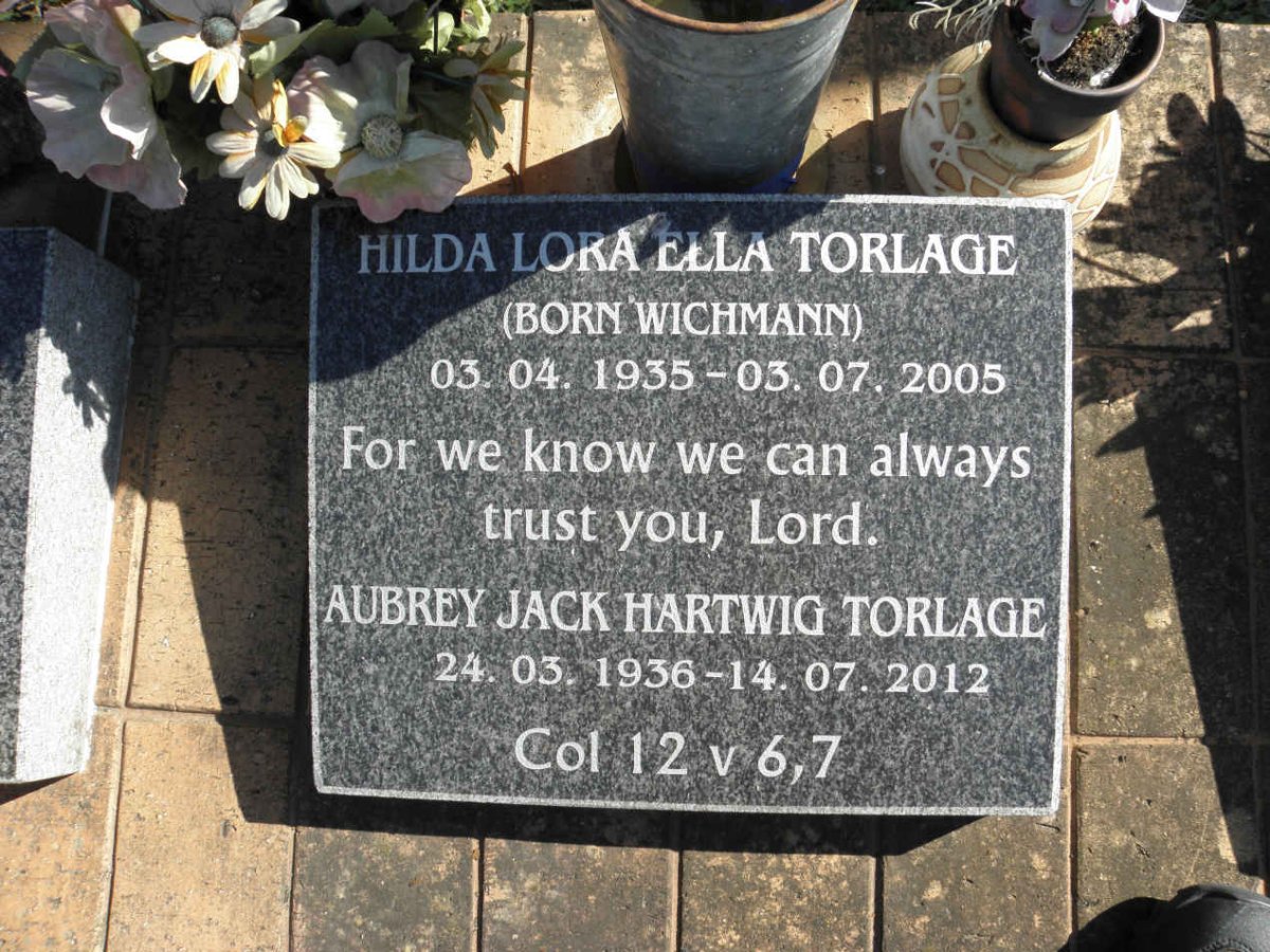 TORLAGE Aubrey Jack Hartwig 1936-2012 &amp; Hilda Lora Ella WICHMANN 1935-2005