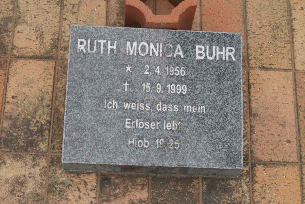BUHR Ruth Monica 1956-1999