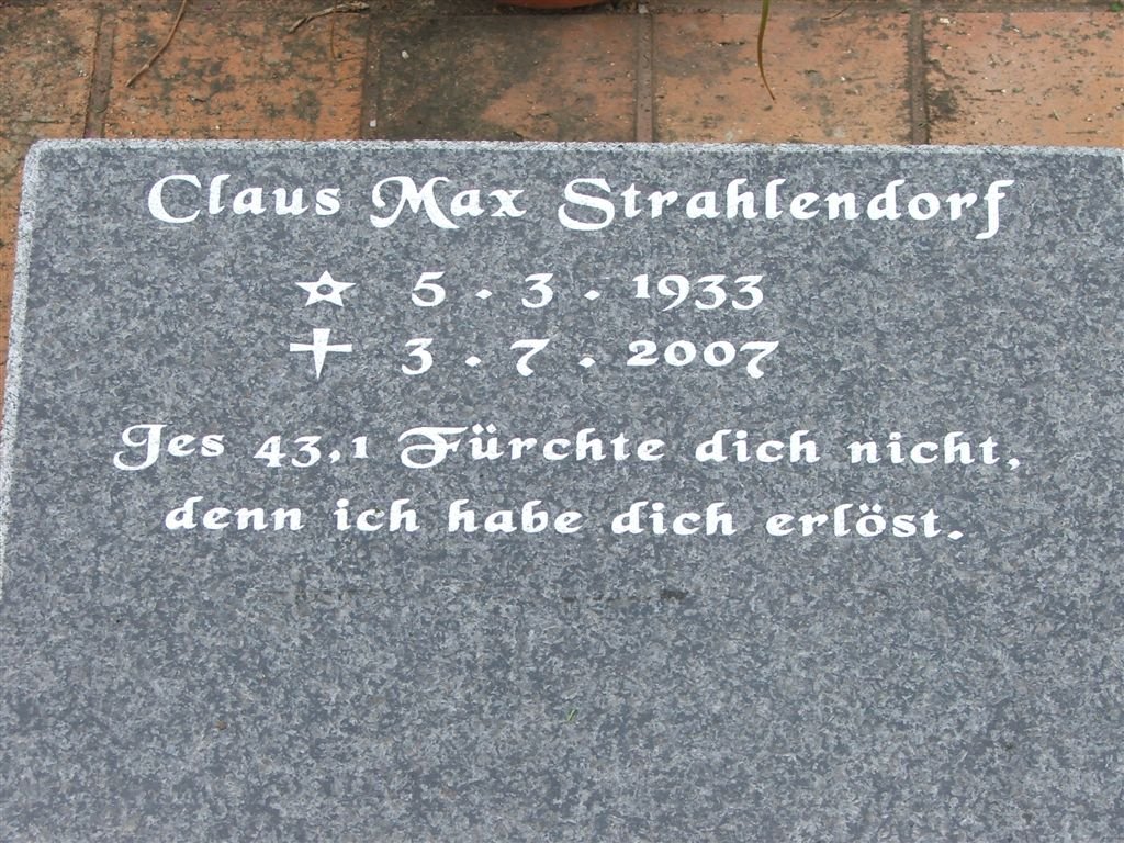 STRAHLENDORF Claus Max 1933-2007