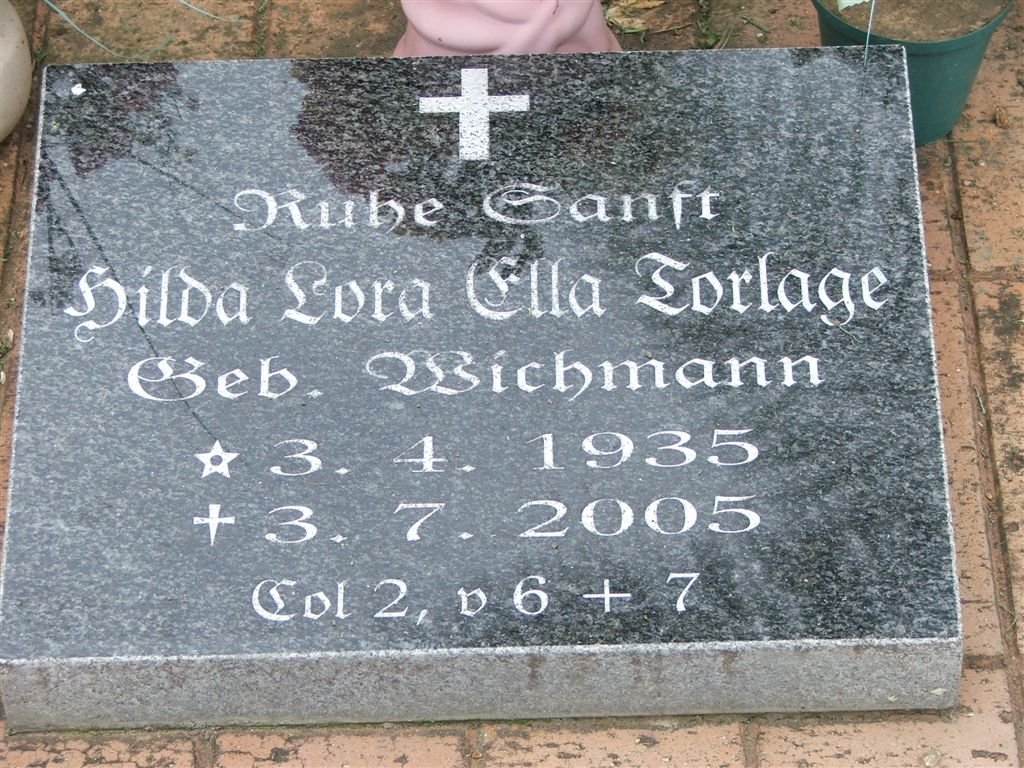 TORLAGE Hilda Lora Ella nee BICHMANN 1935-2005