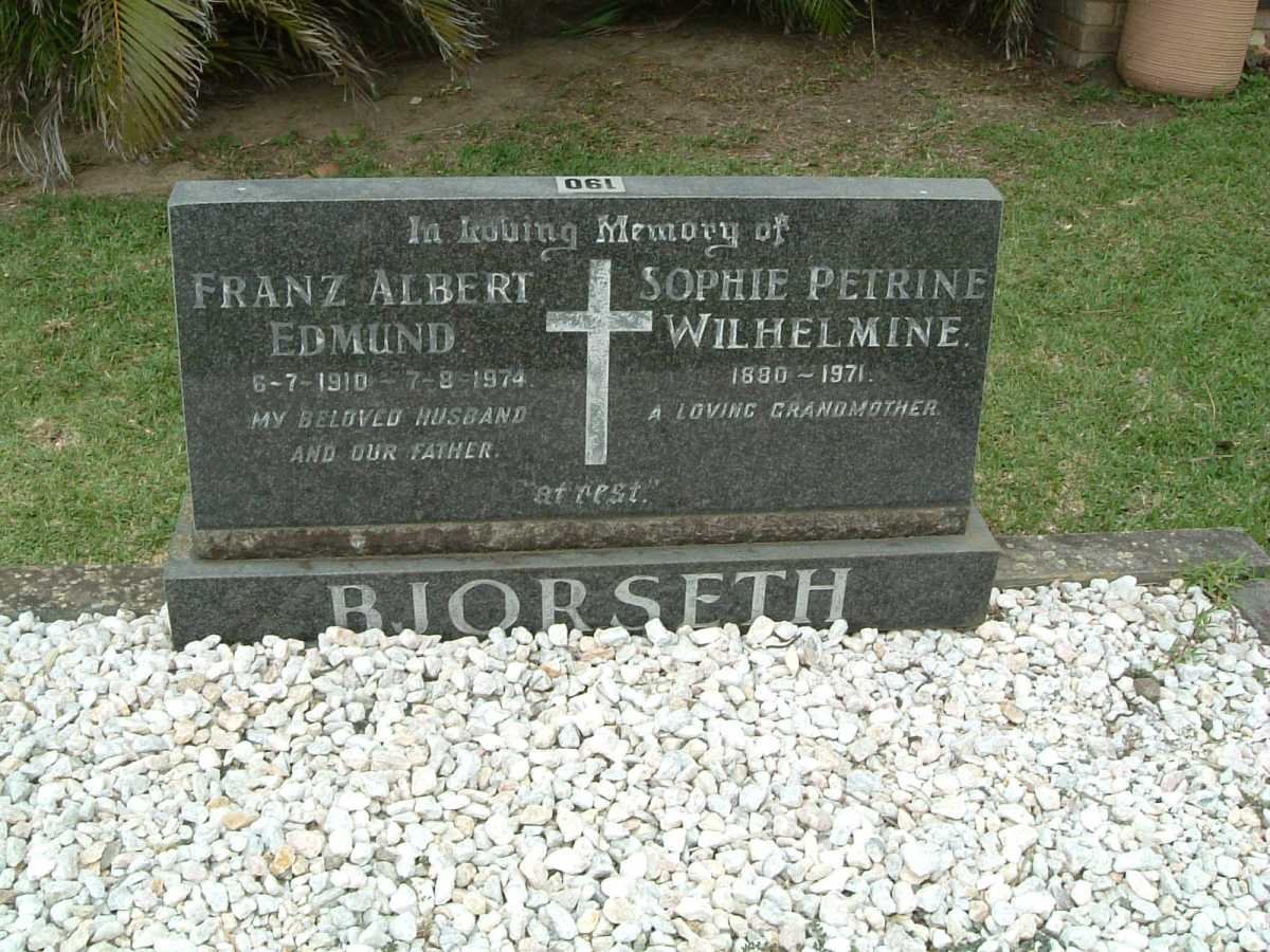 BJORSETH Franz Albert Edmund 1910-1974 :: BJORSETH Sophie Petrine Wilhelmine 1880-1971