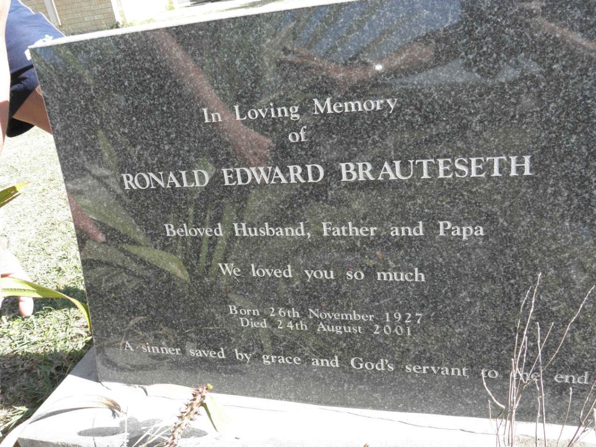 BRAUTESETH Ronald Edward 1927-2001