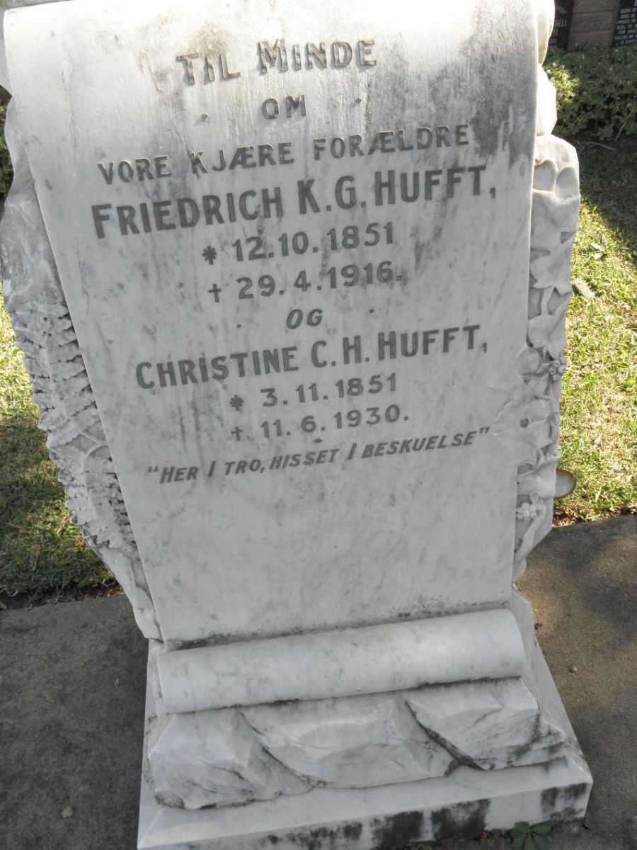 HUFFT Friedrich K.G. 1851-1916 &amp; Christine C.H. 1851-1930