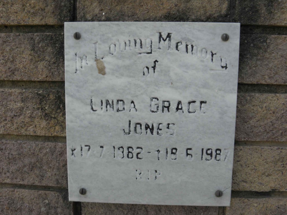 JONES Linda Grace 1982-1987