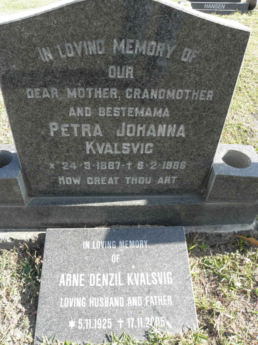 KVALSVIG Petra Johanna 1887-1986 :: KVALSVIG Arne Denzil 1925-2005