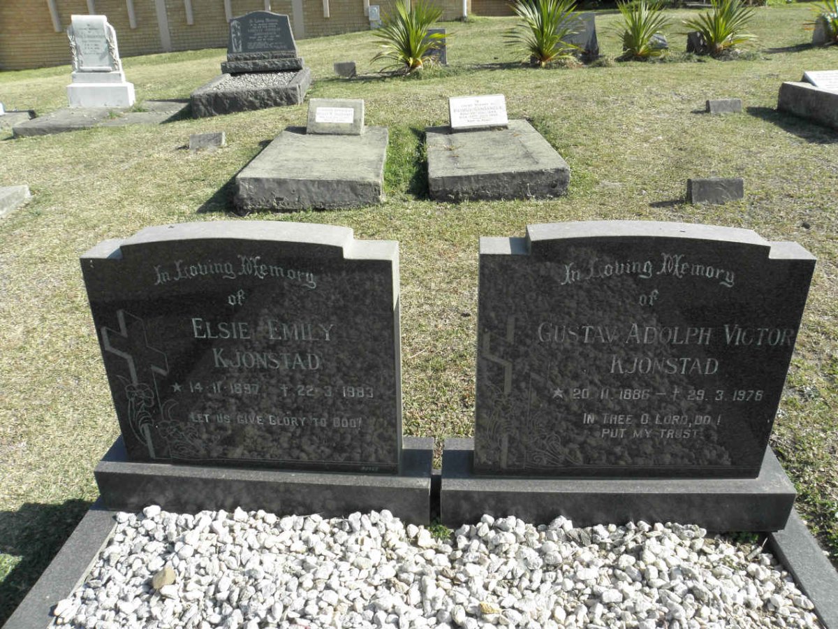 KJONSTAD Gustav Adolph Victor 1886-1978 &amp; Elsie Emily 1897-1989