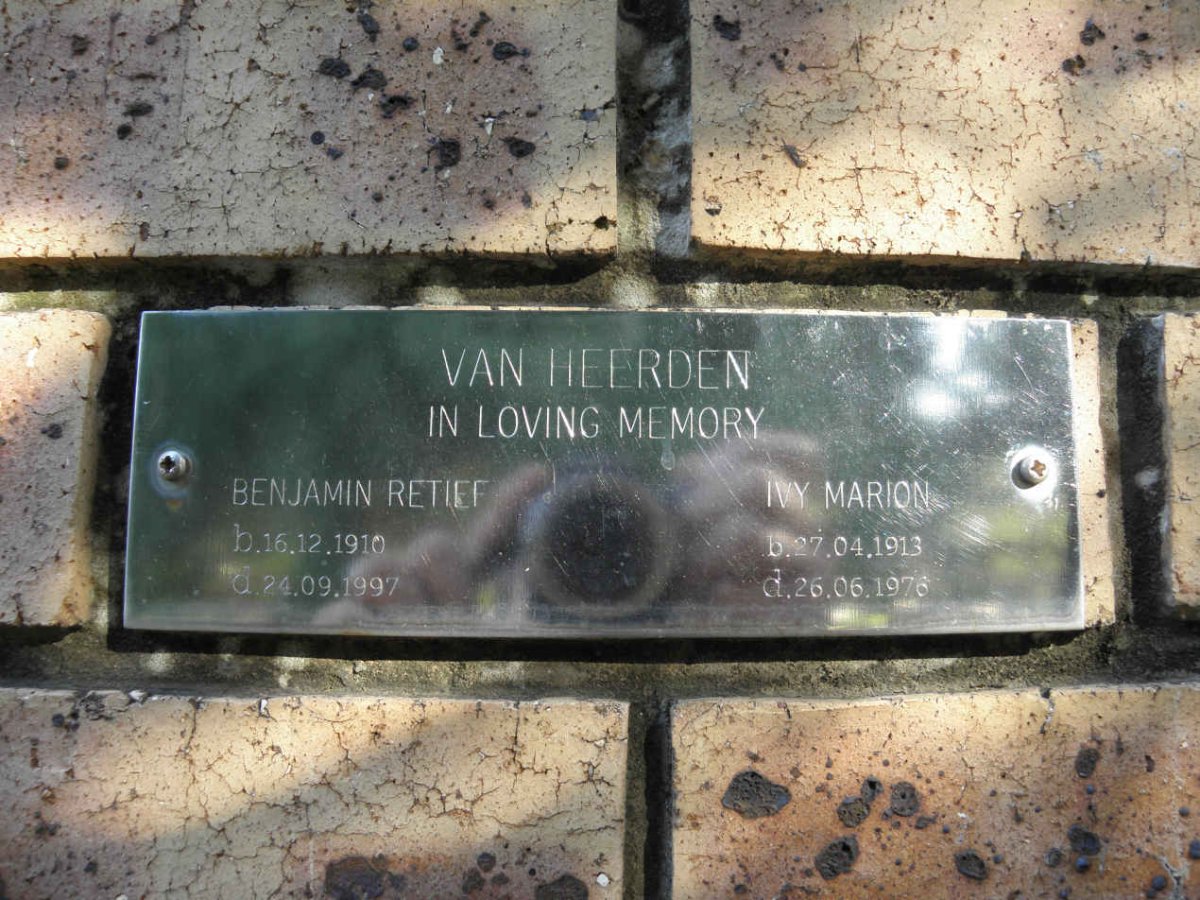 HEERDEN Benjamin Retief, van 1910-1997 &amp; Ivy Marion 1913-1976