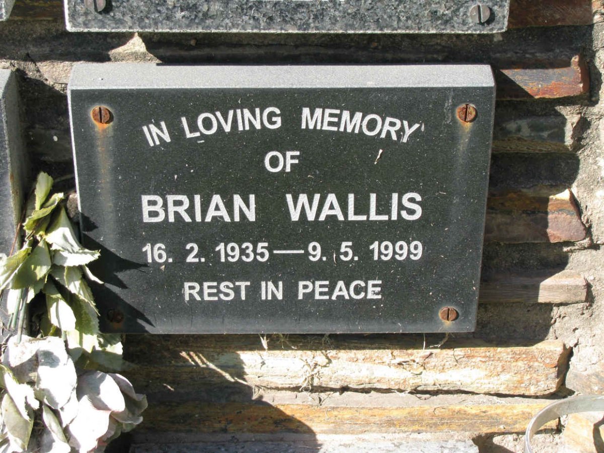 WALLIS Brian 1935-1999