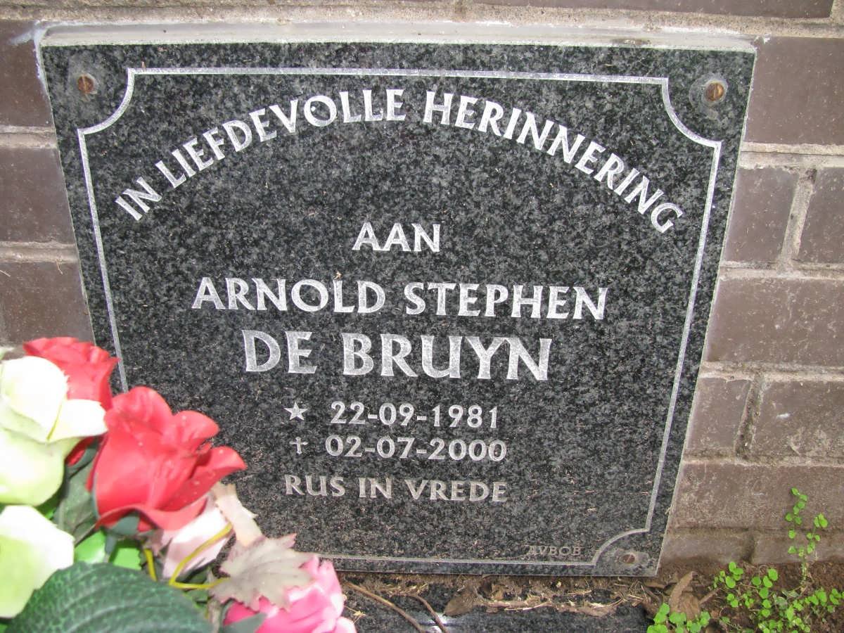 BRUYN Arnold Stephen, de 1981-2000