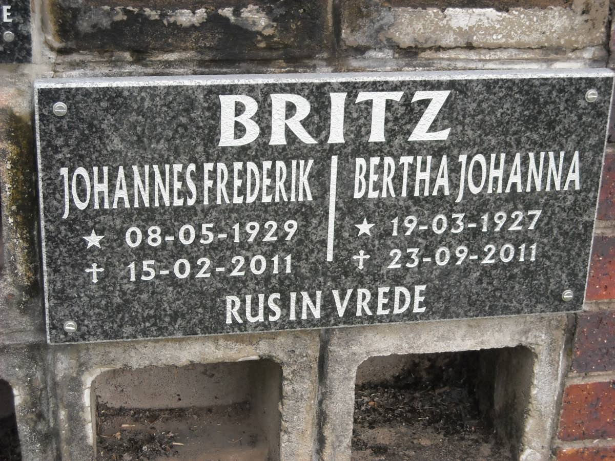BRITZ Johannes Frederik 1929-2011 &amp; Bertha Johanna 1927-2011