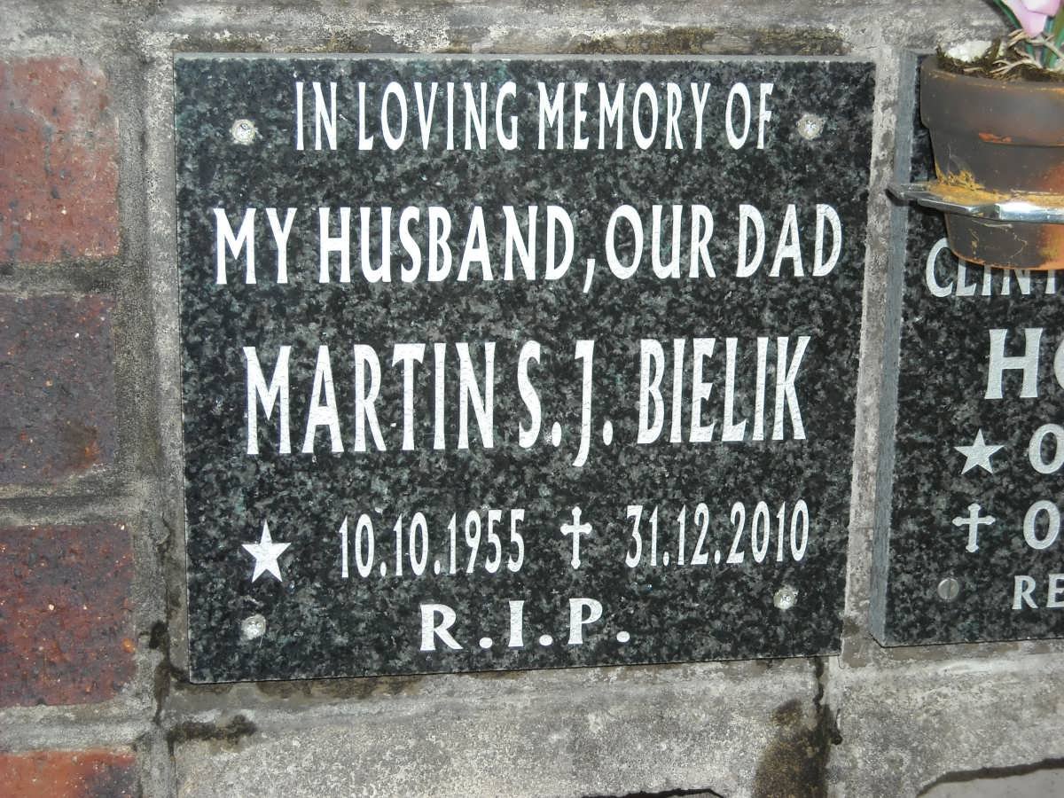 BIELIK Martins S.J. 1955-2010