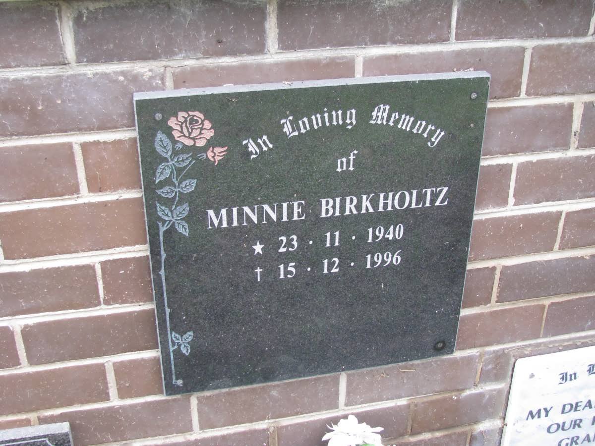 BIRKHOLTZ Minnie 1940-1996