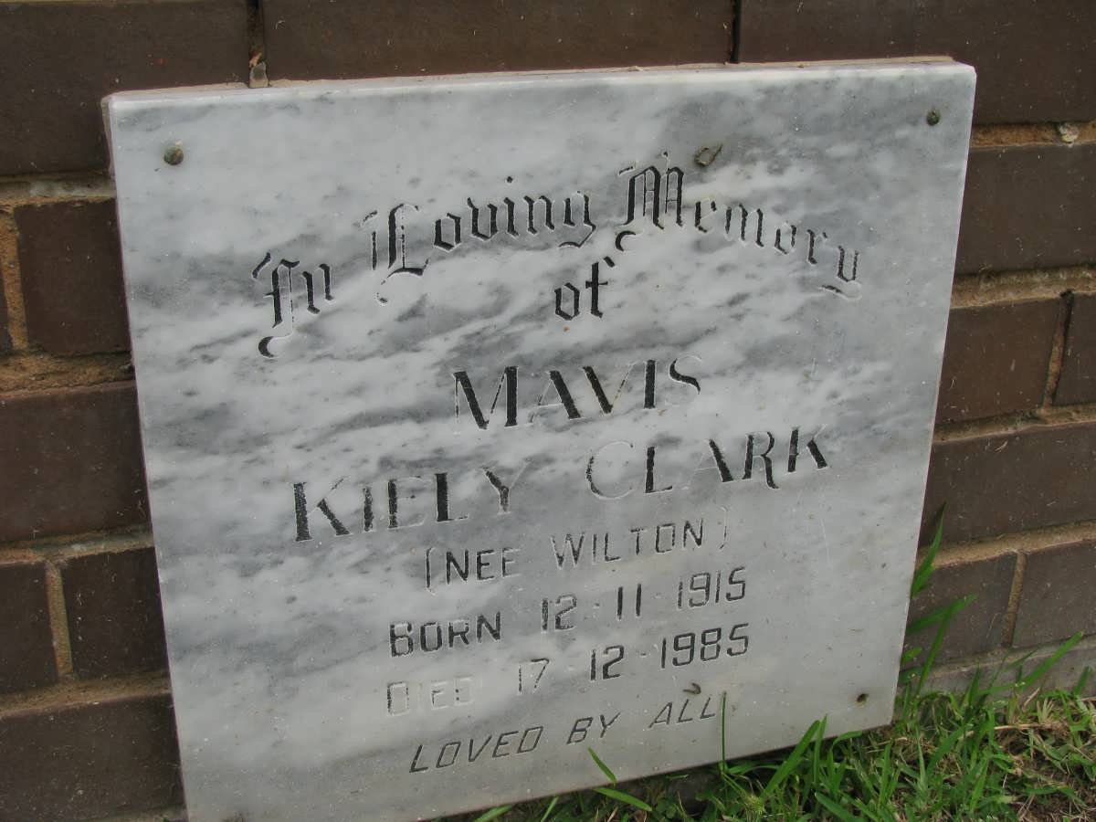 CLARK Mavis Kelly nee WILTON 1915-1985
