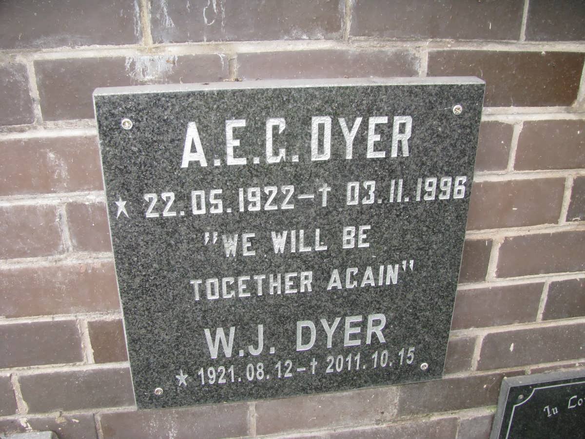 DYER W.J. 1921-2011 &amp; A.E.G. 1922-1996