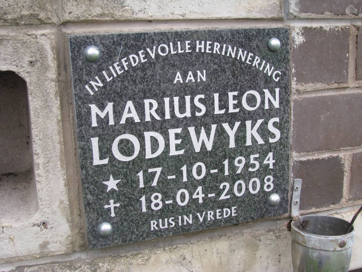 LODEWYKS Marius Leon 1954-2008