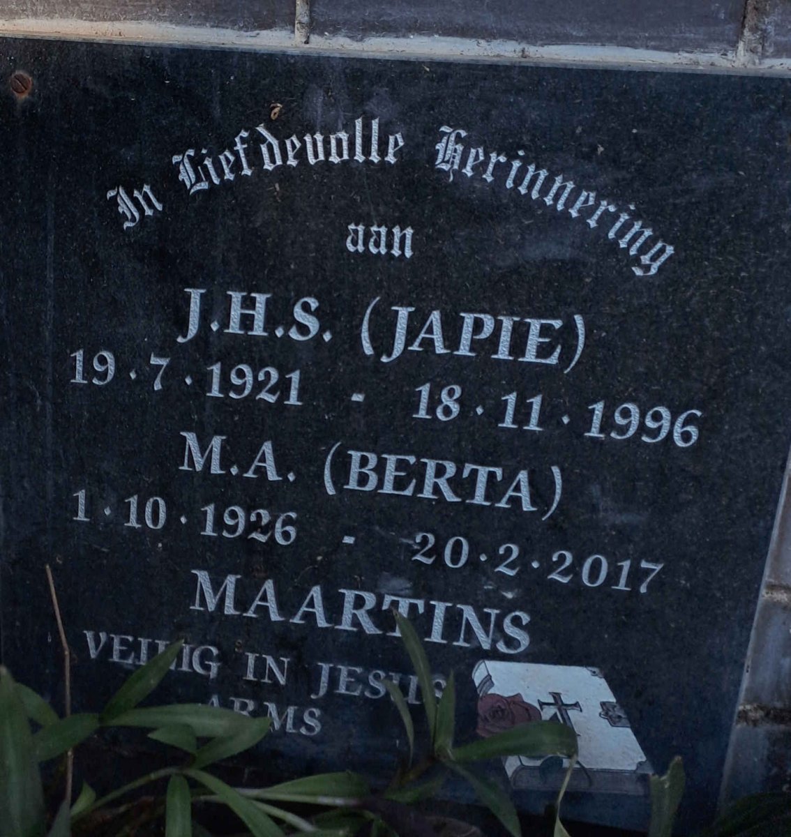 MAARTINS J.H.S. Japie 1921-1996 & M.A. Berta 1926-2017