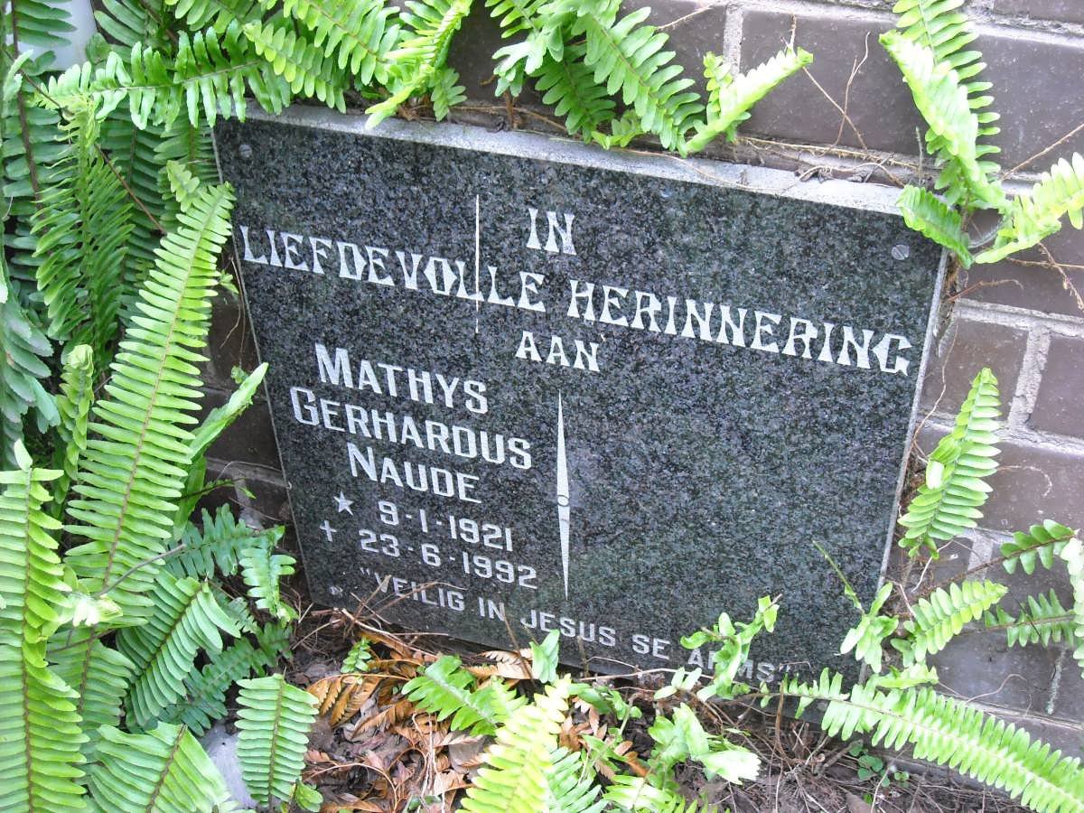 NAUDE Mathys Gerhardus 1921-1992
