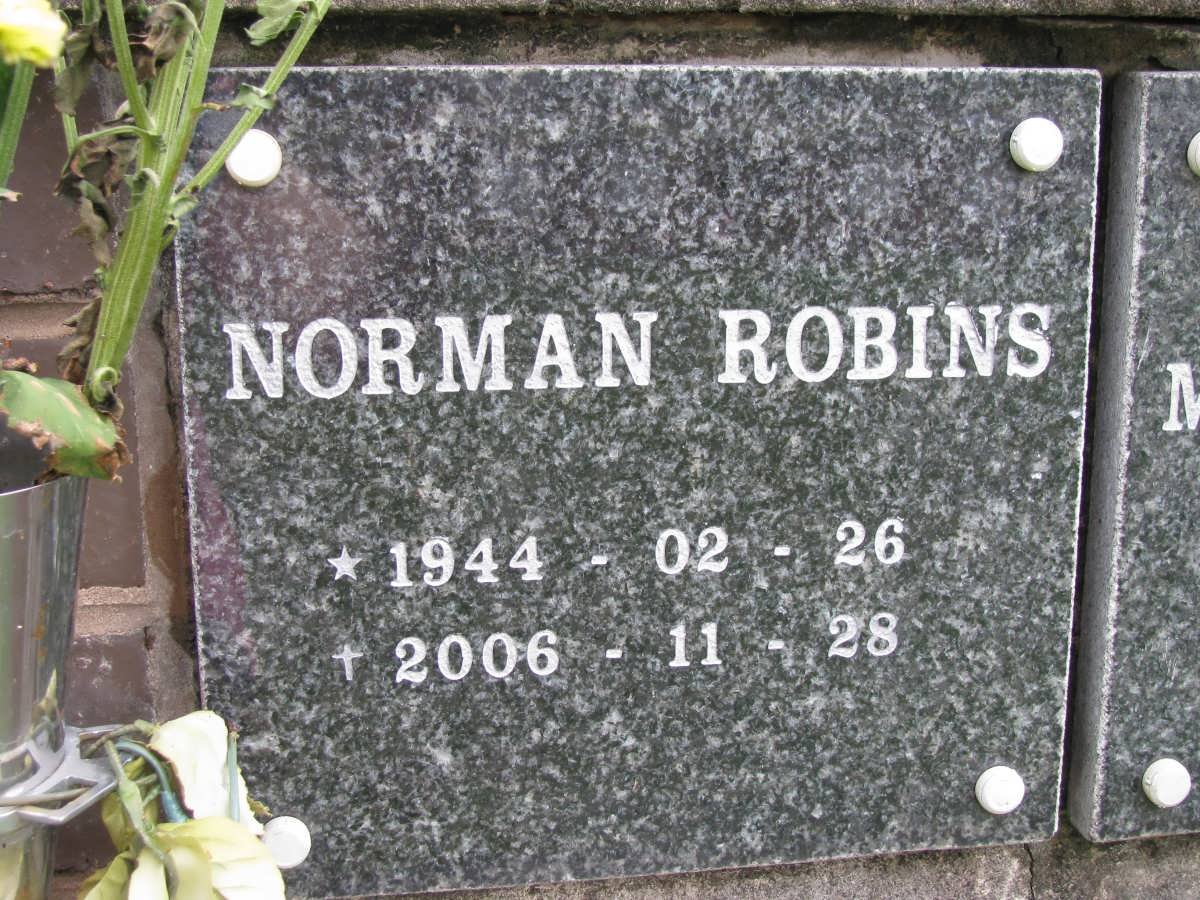 ROBINS Norman 1944-2006