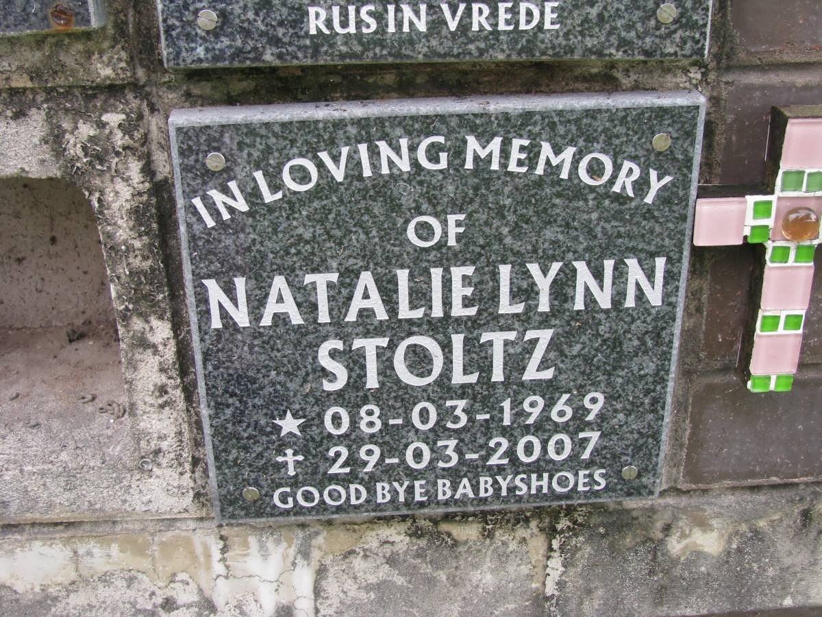 STOLTZ Natalie Lynn 1969-2007