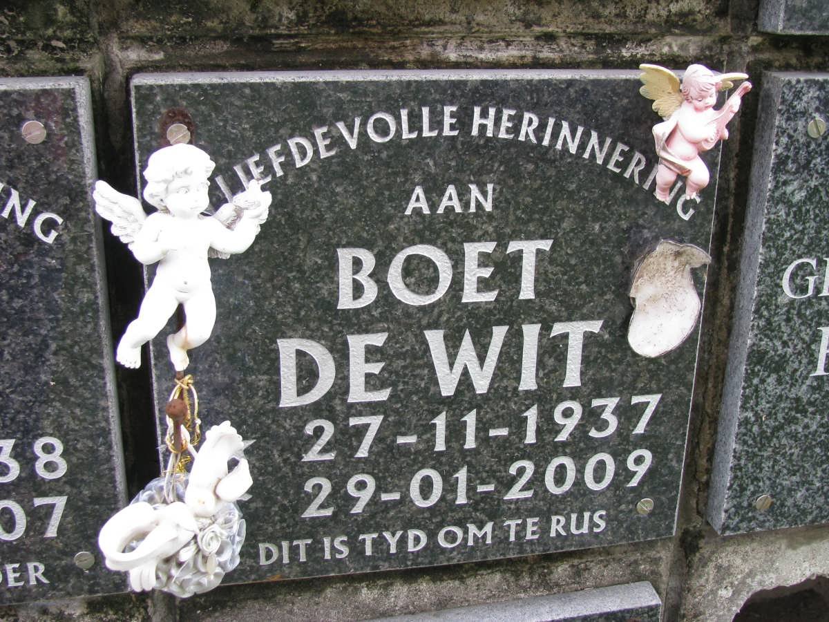WIT Boet, de 1937-2009