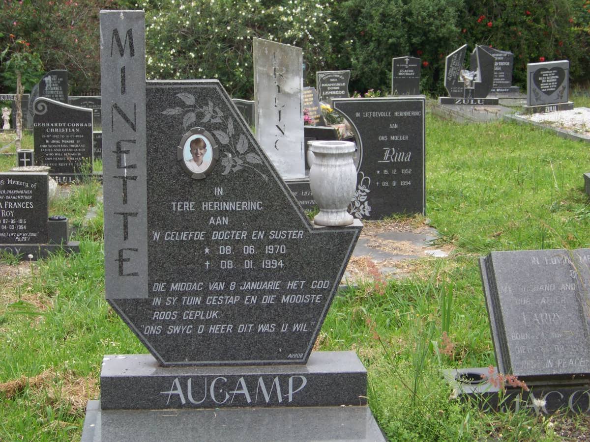AUCAMP Minette 1970-1994