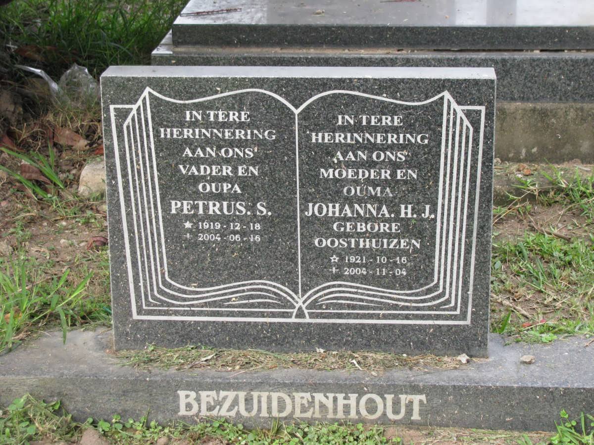 BEZUIDENHOUT Petrus S. 1919-2004 &amp; Johanna H.J. OOSTHUIZEN 1921-2004