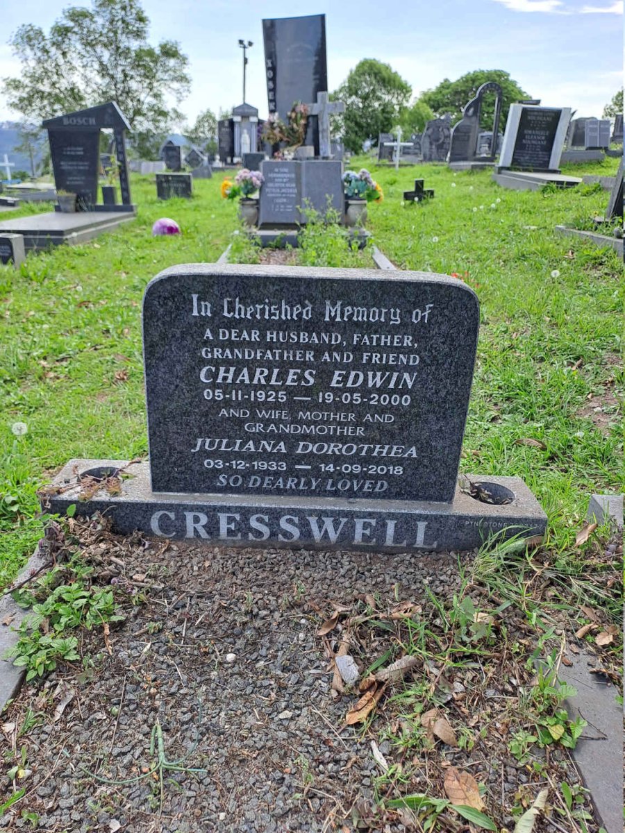 CRESSWELL Charles Edwin 1925-2000 & Juliana Dorothea 1933-2018