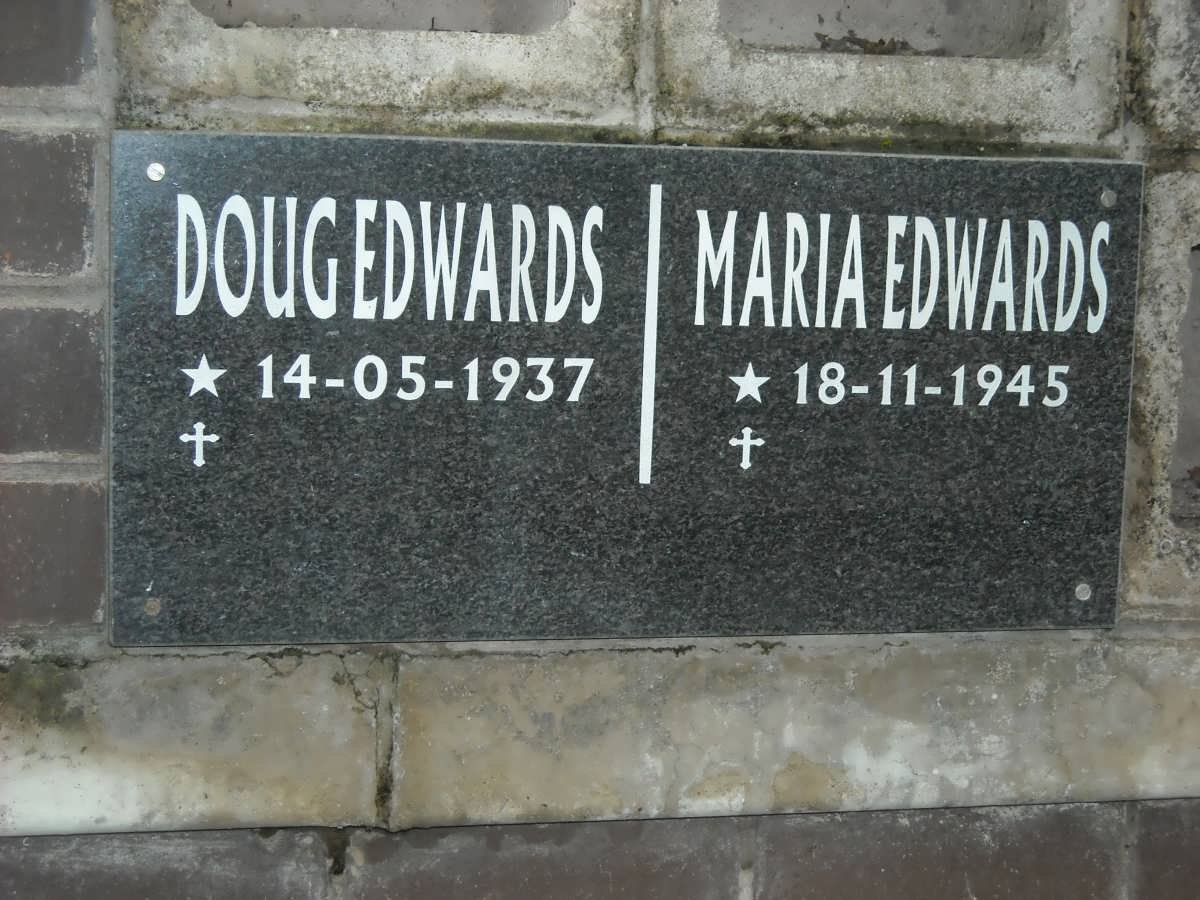 EDWARDS Doug 1937- &amp; Maria 1945-
