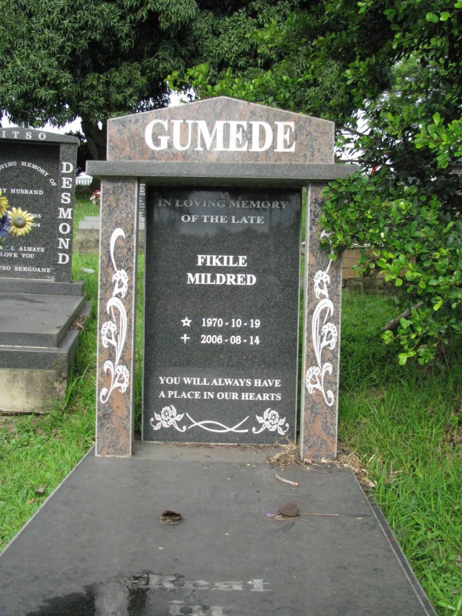 GUMEDE Fikile Mildred 1970-2006