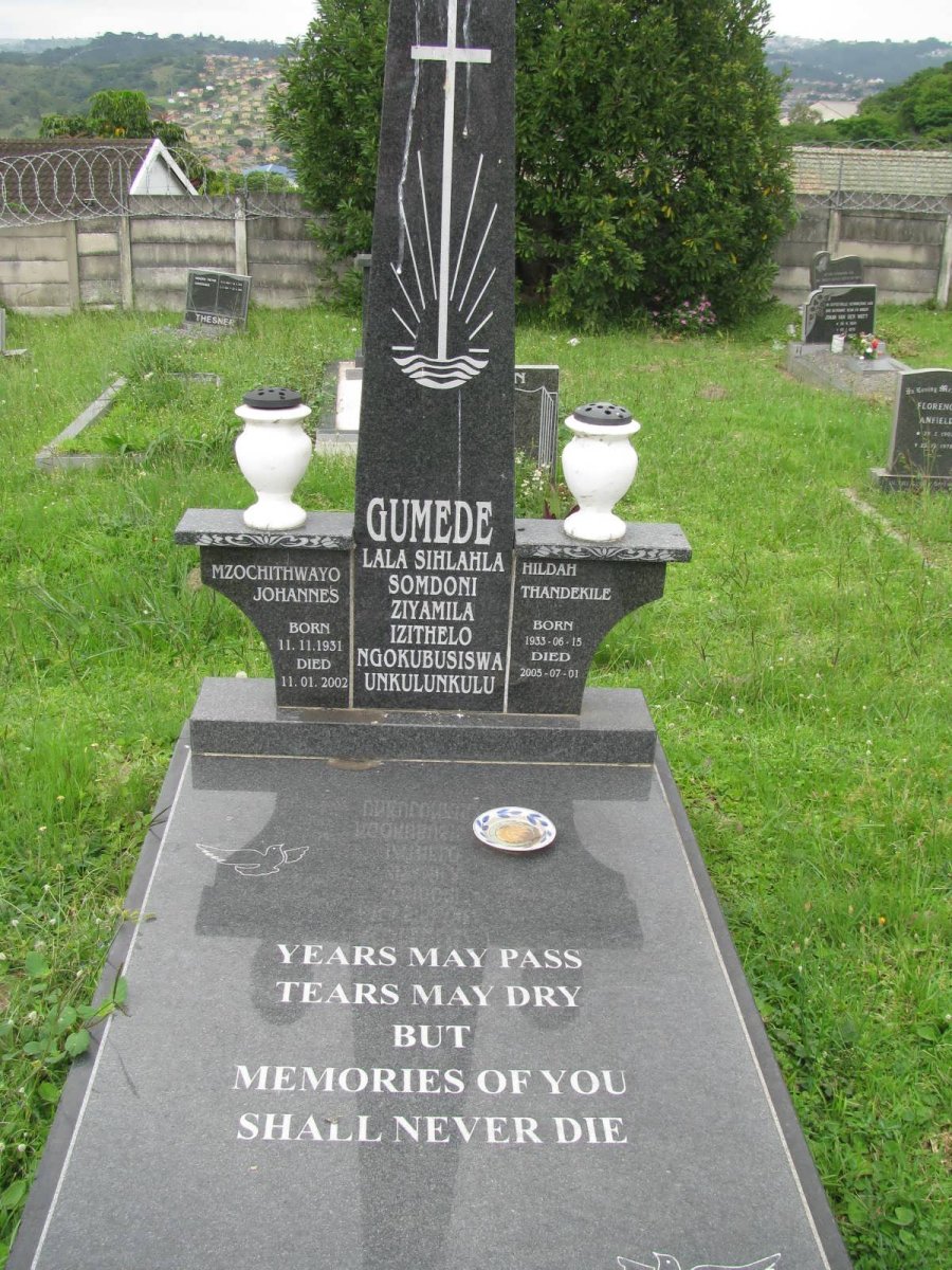 GUMEDE Mzochithwayo Johannes 1931-2002 &amp; Hildah Thandekile 1933-2005