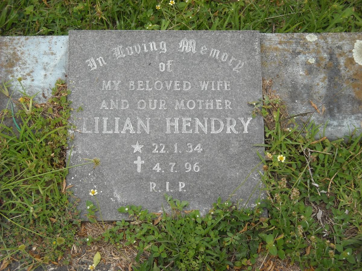 HENDRY Lilian 1934-1996
