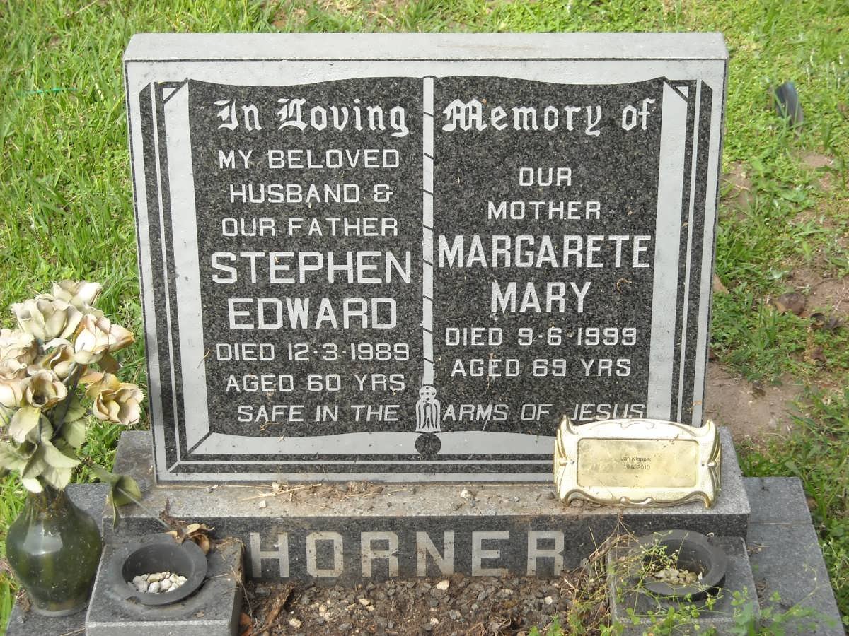 HORNER Stephan Edward -1989 &amp; Margarete Mary -1999