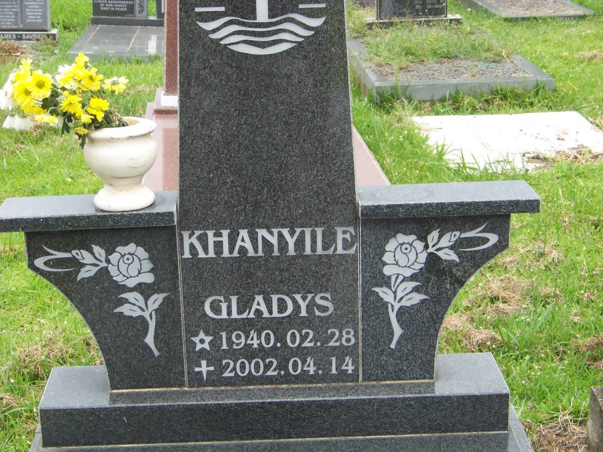 KHANYILE Gladys 1940-2002