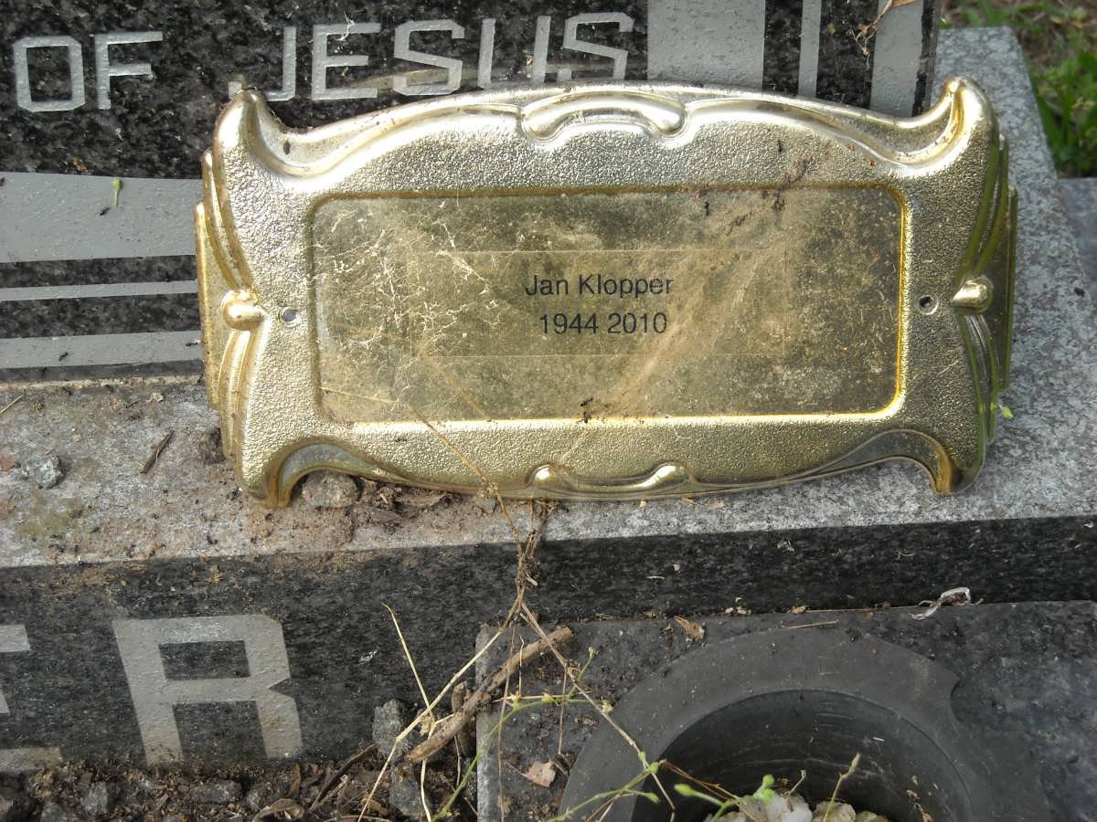 KLOPPER Jan 1944-2010