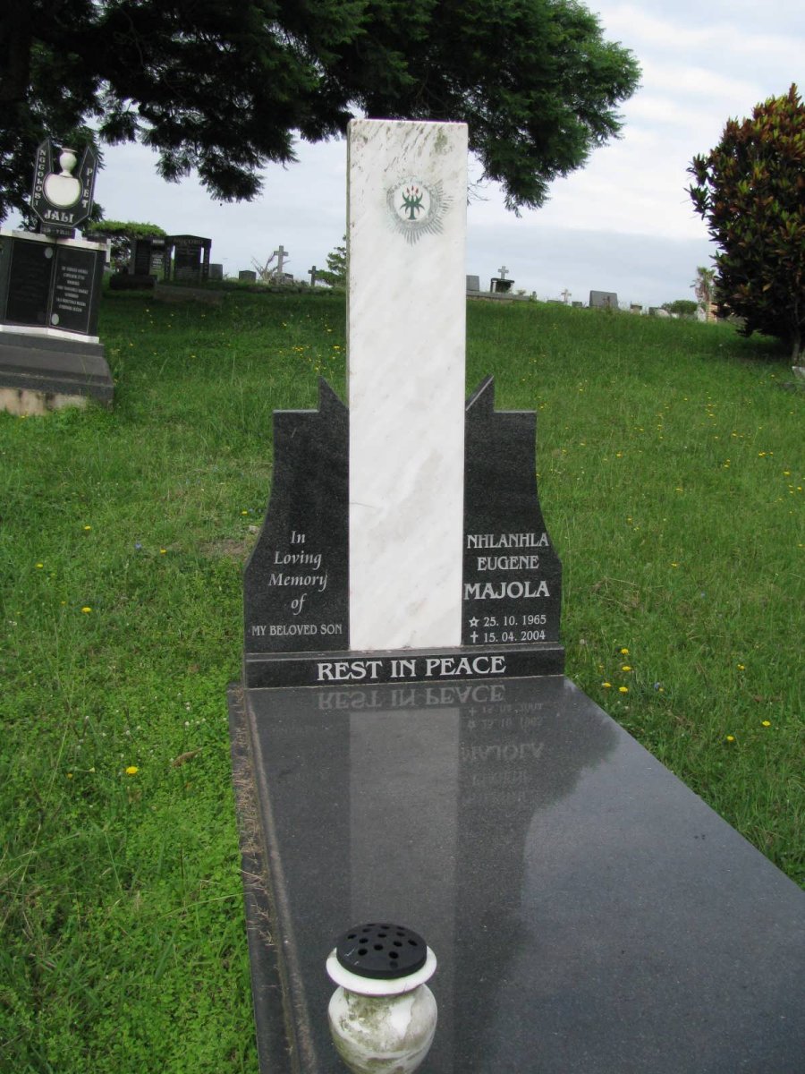 MAJOLA Nhlanhla Eugene 1965-2004