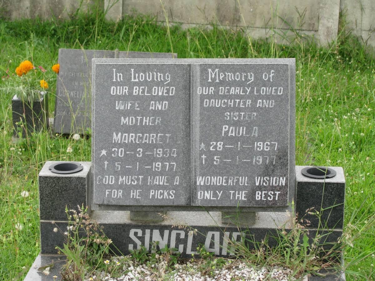 SINCLAIR Margaret 1934-1977 :: SINCLAIR Paula 1967-1977