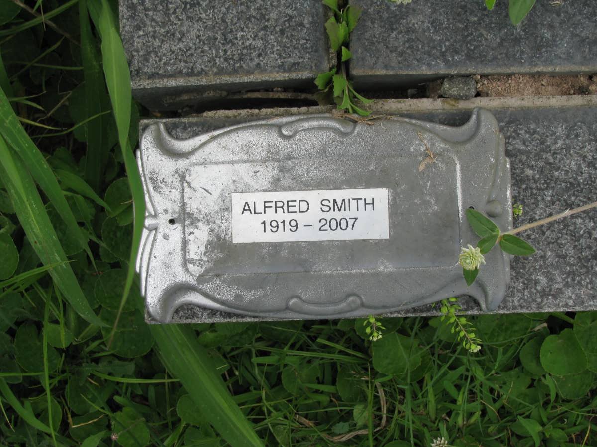 SMITH Alfred 1919-2007