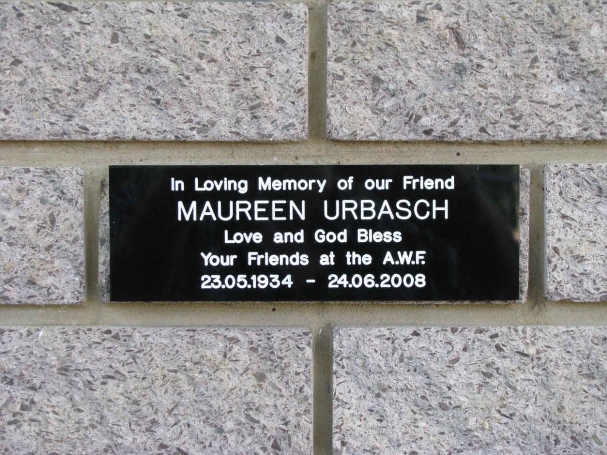 URBASCH Maureen 1934-2008