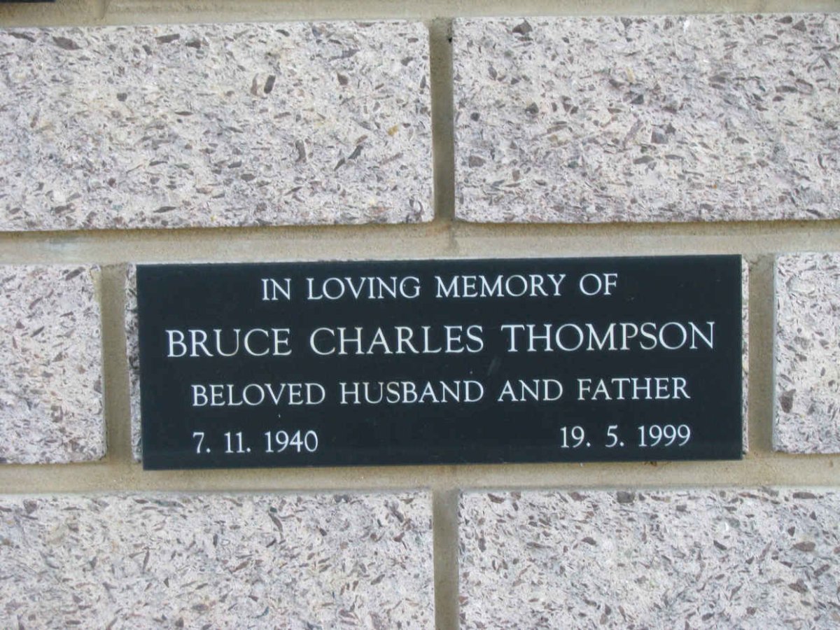 THOMPSON Bruce Charles 1940-1999