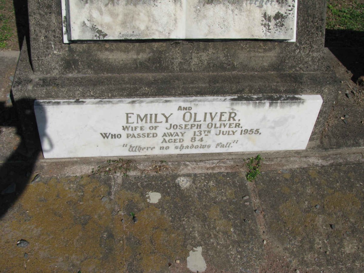 OLIVER Emily -1955