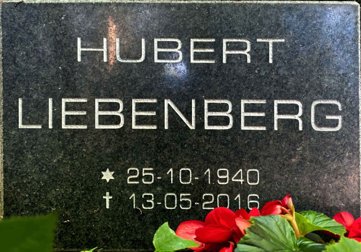 LIEBENBERG Hubert 1940-2016